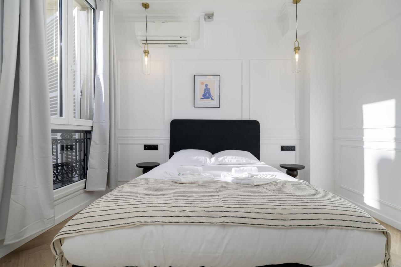 Poetic - Champs Elysees Appartement